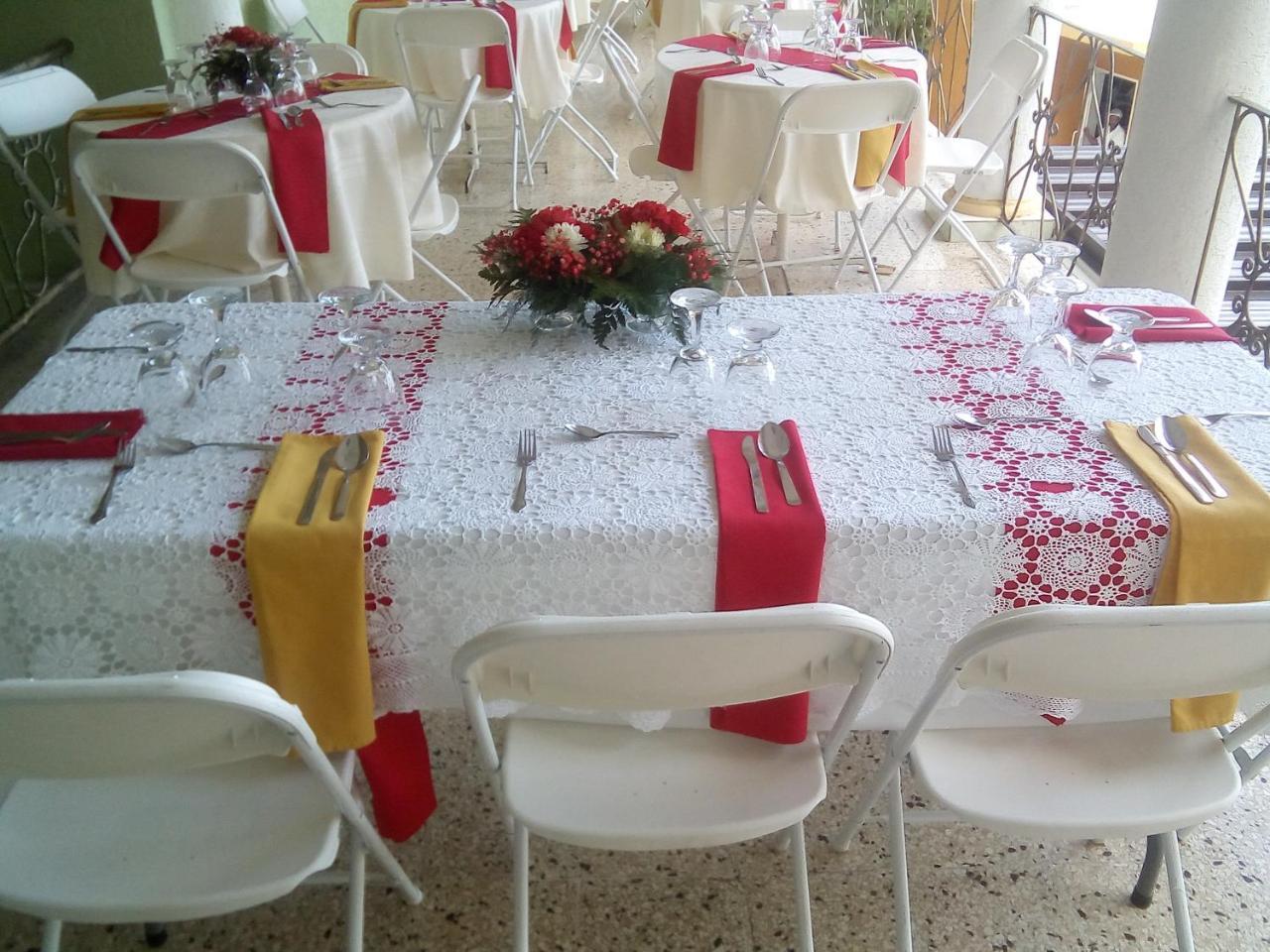 Palm Bay Guest House & Restaurant Montego Bay Buitenkant foto